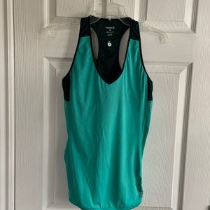 Reebok workout / running wear. Like new. No signs of wear